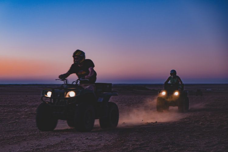 Trivaeg Egipt:Z Marsa Alam: Mega Safari z kolacją➜ Wyjątkowa przygoda na rowerach Quad.